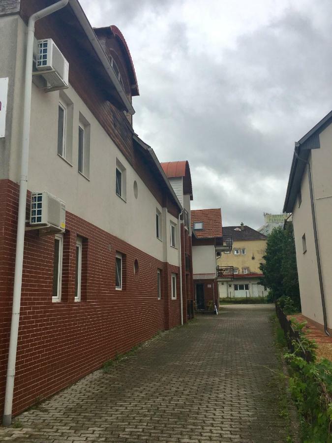Lake Apartment Hévíz 外观 照片