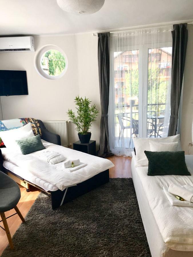 Lake Apartment Hévíz 外观 照片