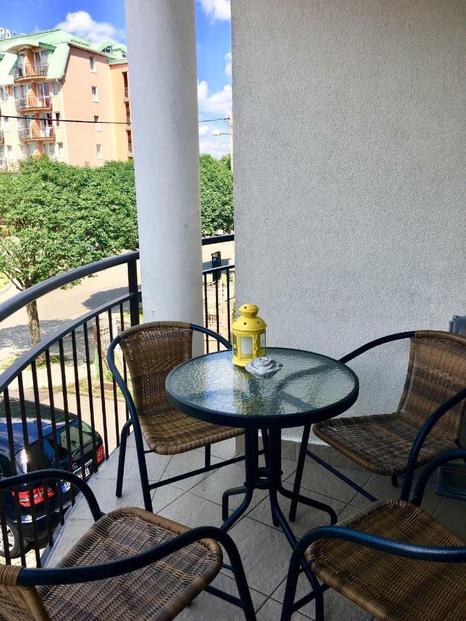 Lake Apartment Hévíz 外观 照片